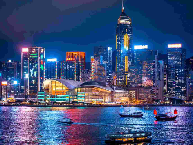 Liburan ke wisata Hongkong